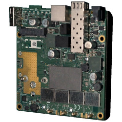 MikroTik L23UGSR-5HaxD2HaxD, 802.11a g n ac ax, GbE, SFP, USB, 4xMMCX, L4