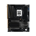 MB Asrock X870 TAICHI CREATOR AM5 4xDDR5 M.2 W7+BT5.4 HDMI USB4 ATX